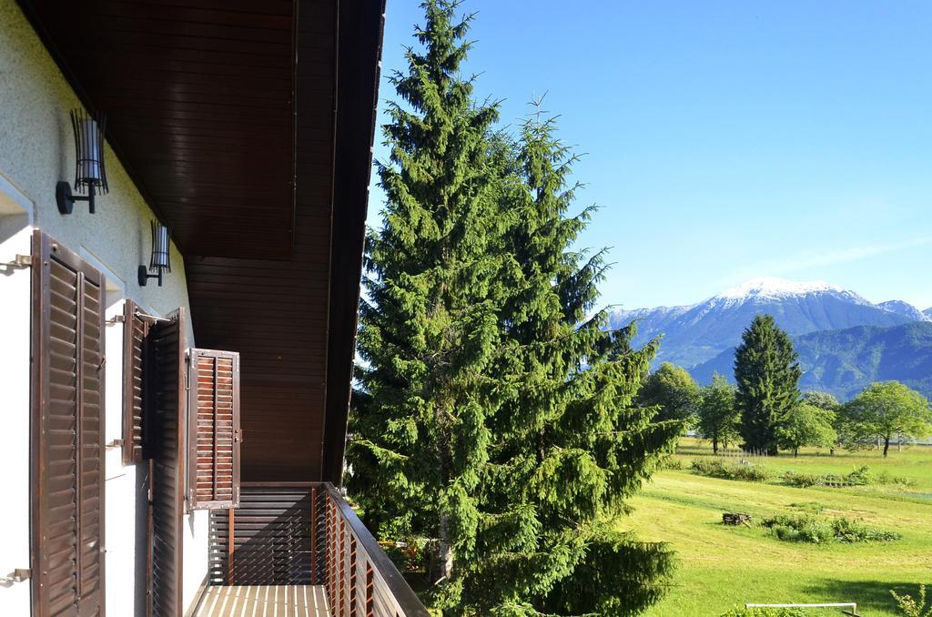 Apartment Galerija Radovljica Buitenkant foto