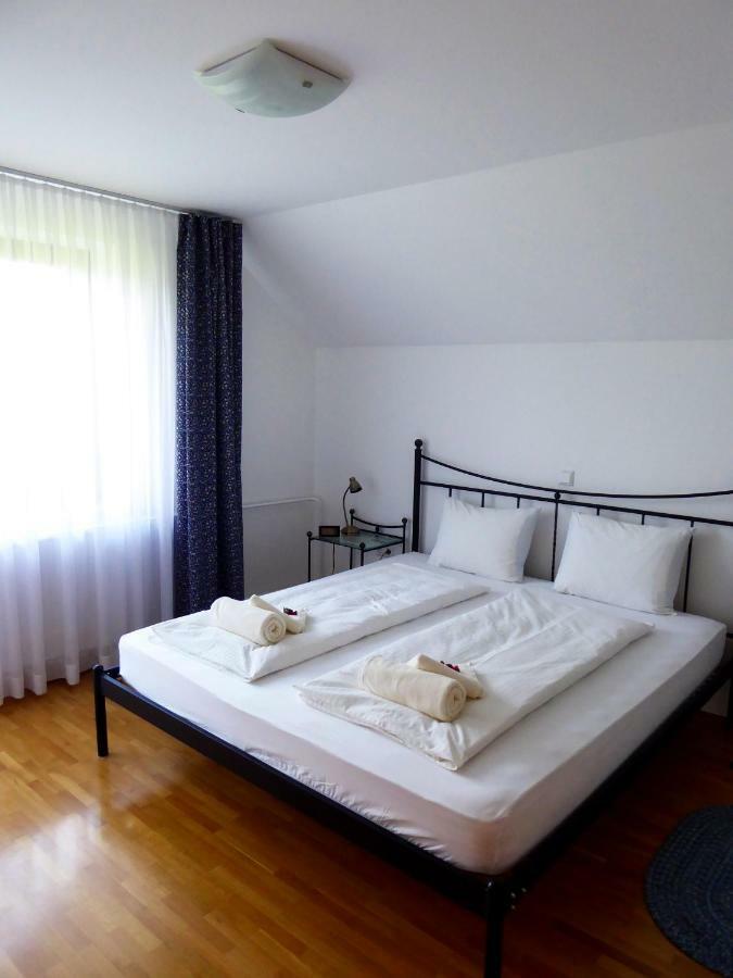 Apartment Galerija Radovljica Buitenkant foto