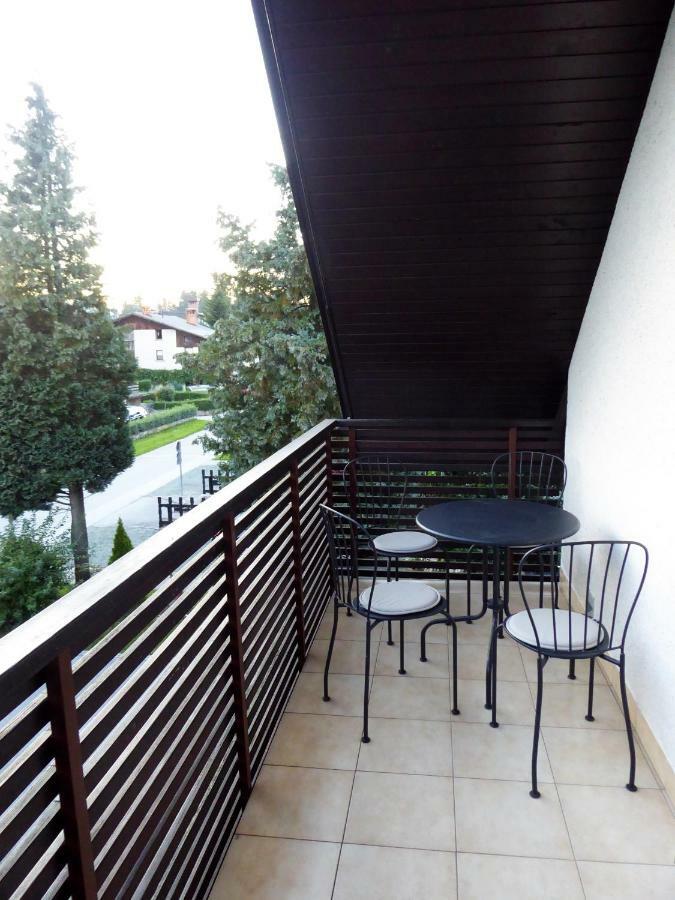 Apartment Galerija Radovljica Buitenkant foto